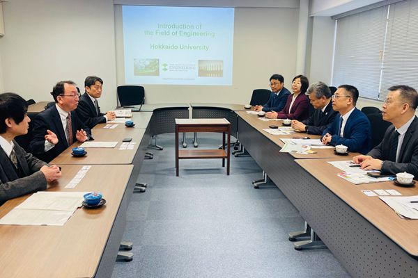 副校長付躍剛與日本北海道大學工學院座談_副本.jpg