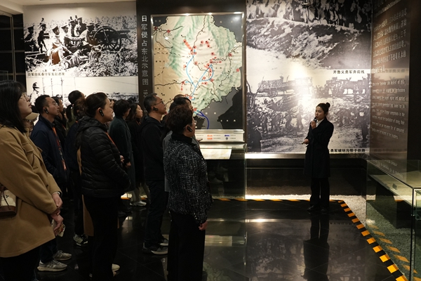 5.參觀東北抗聯紀念館_副本.jpg